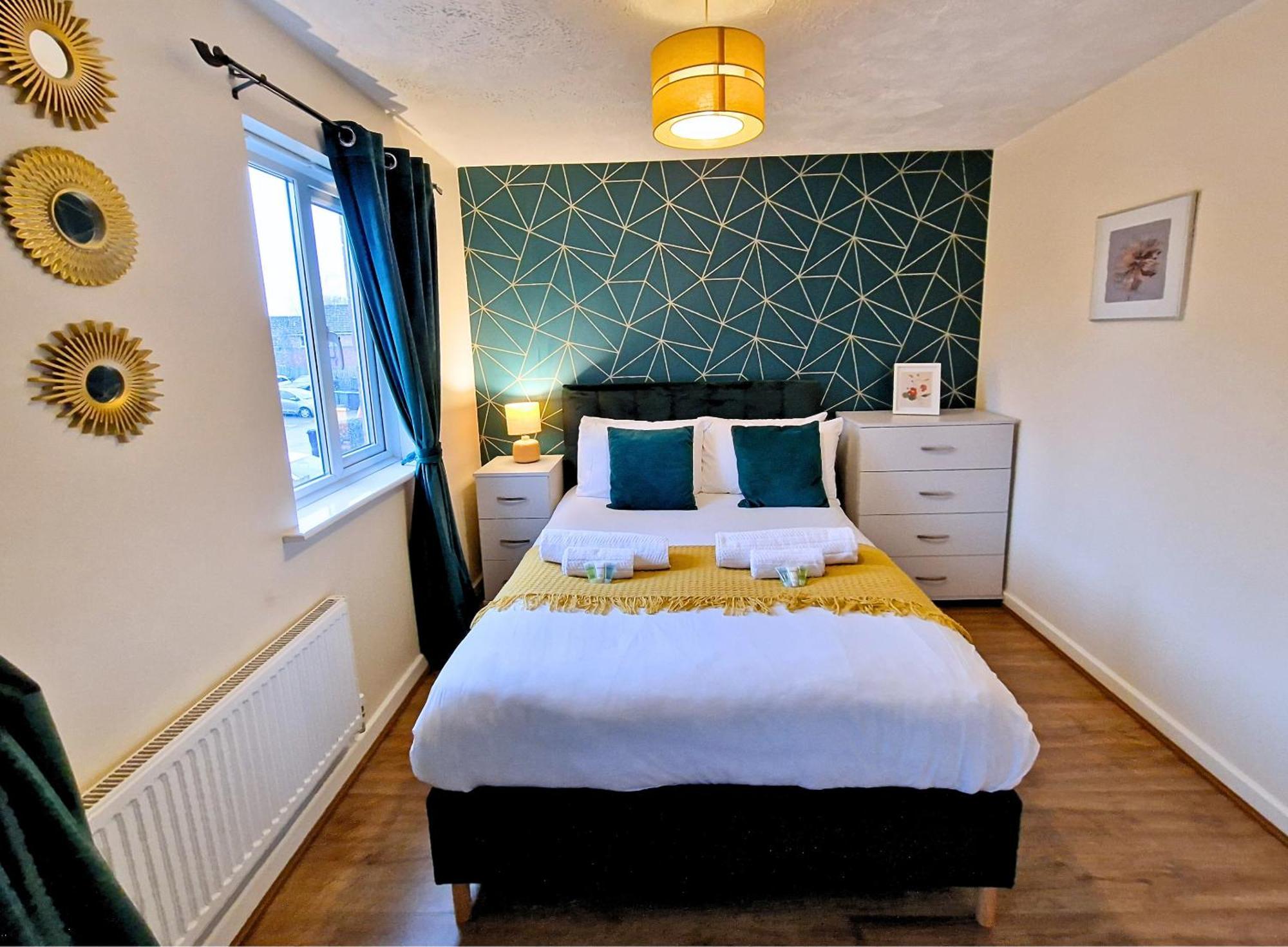 Manchester Townhouse By Bevolve - 4 Bedrooms - Free Parking Luaran gambar